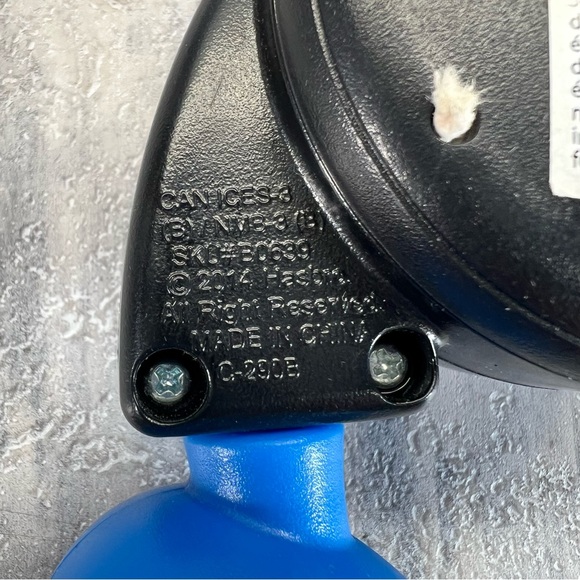 Bop It!  Mini C-290B  Handheld Reflex Game 1-2 Players Black Hasbro 2014 Tested - Picture 4 of 6